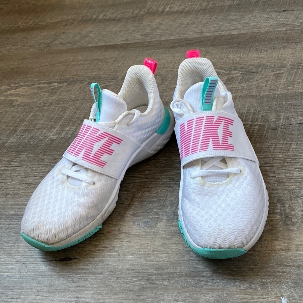 Women’s Sneakers